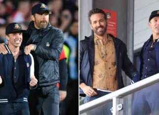 Wrexham Announces Record-Breaking Transfer for League One Comeback news-10082024-153430