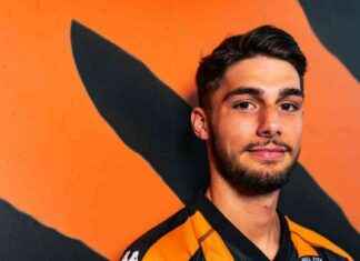 Hull City Signs Finley Burns, Man City’s Record Youth Signing news-10082024-160017