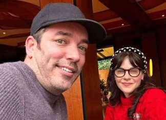 Zooey Deschanel Celebrates 5th Anniversary with Jonathan Scott: A Total Dreamboat news-14082024-023408