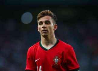 Francisco Conceiçao Signs Breakthrough Deal with Juventus from FC Porto news-14082024-025810