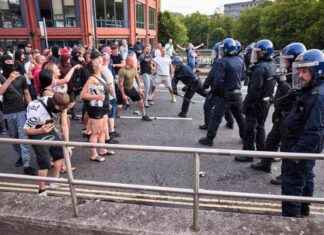 Combatting Racist Hatred: Impact of Right-Wing Press on Society news-28092024-062801