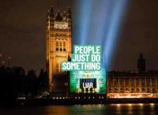 Guerrilla Activists Led by Donkeys: Inspiring People to Take Action guerrilla-activists-led-by-donkeys-nspiring-people-to-take-action