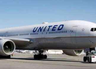 Airline Passenger Banned for In-Flight Urination Incident airline-passenger-banned-for-n-flight-urination-ncident