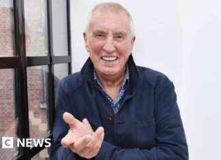 Johnnie Walker: Remembering the Former BBC Radio 2 DJ johnnie-walker-remembering-the-former-bbc-radio-2-dj