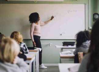 Labour accused of bowing to union pressure by abandoning Conservative school reforms labour-accused-of-bowing-to-union-pressure-by-abandoning-conservative-school-reforms