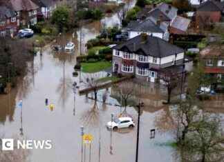 UK New Year’s Day Storm Causes Flooding in Homes: Weather Damage Reported uk-new-years-day-storm-causes-flooding-in-homes-weather-damage-reported