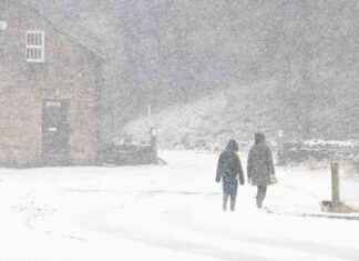 Met Office warns of plunging temperatures and snow forecast met-office-warns-of-plunging-temperatures-and-snow-forecast