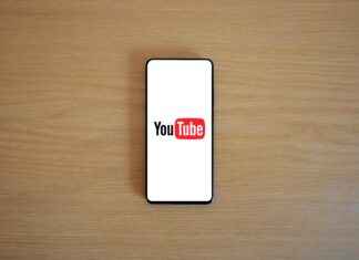 Riding the Wave: Thriving in YouTube’s New Era Riding the Wave: Thriving in YouTube’s New Era