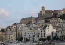 cruise-passengers-arrested-trying-to-avoid-3000-drinks-bill-in-biza