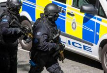 men-arrested-for-terror-offenses-in-uk-police-raids