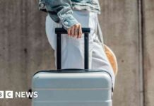 starmer-hints-at-including-youth-mobility-scheme-in-eu-agreement
