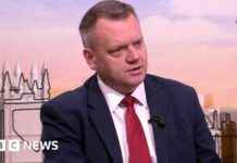 uk-minister-advocates-for-agreement-on-eu-passport-e-gate-usage