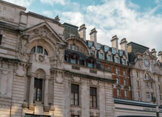 Hotels Near Victoria Station London: Discover Hidden Gems for Your Stay