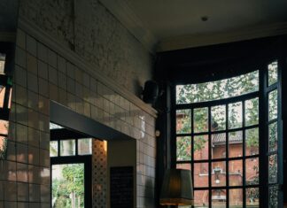 Ritz London Afternoon Tea: Why Is It The Ultimate British Experience?