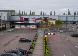 Cineworld Cinema London Feltham: Why Is It a Must-Visit Spot?