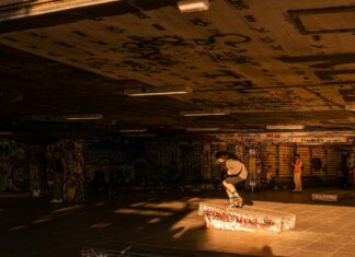 Immersive Gamebox: Discover Adventure in Southbank London Today!